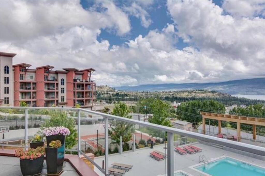 Stay In The Okanagan - Copper Sky, Вест-Келовна Екстер'єр фото