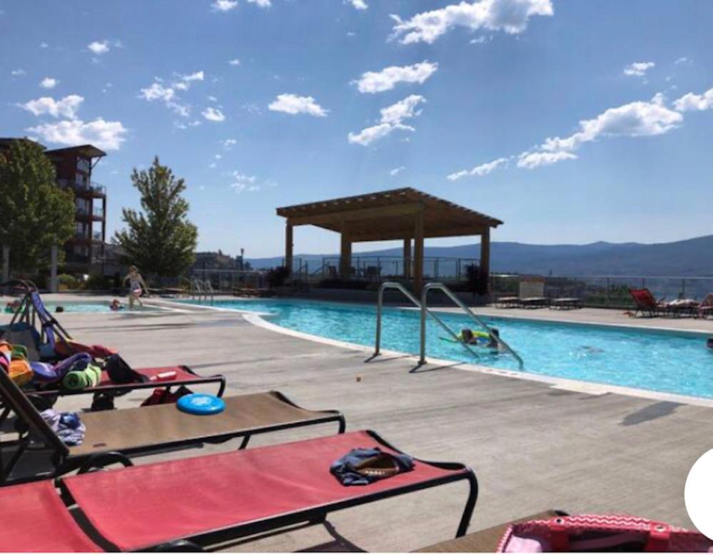 Stay In The Okanagan - Copper Sky, Вест-Келовна Екстер'єр фото
